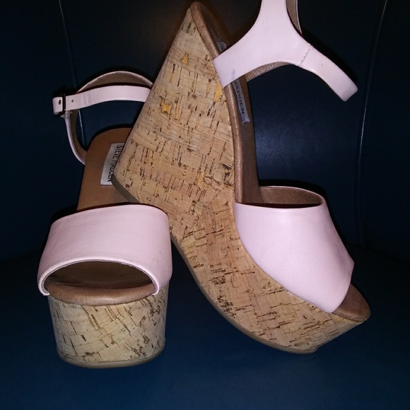 Steve Madden Shoes - Steve Madden wedge
